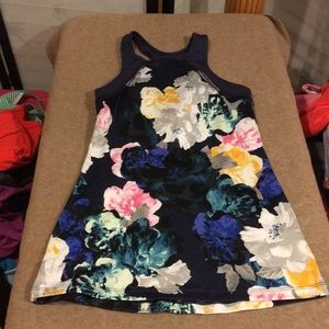Blue floral print Old Navy sports bra tank size XS